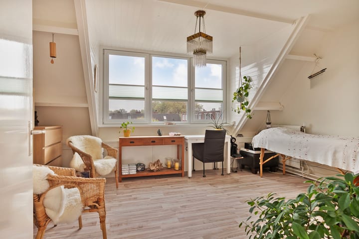 Foto 21 van Weigeliapark 12