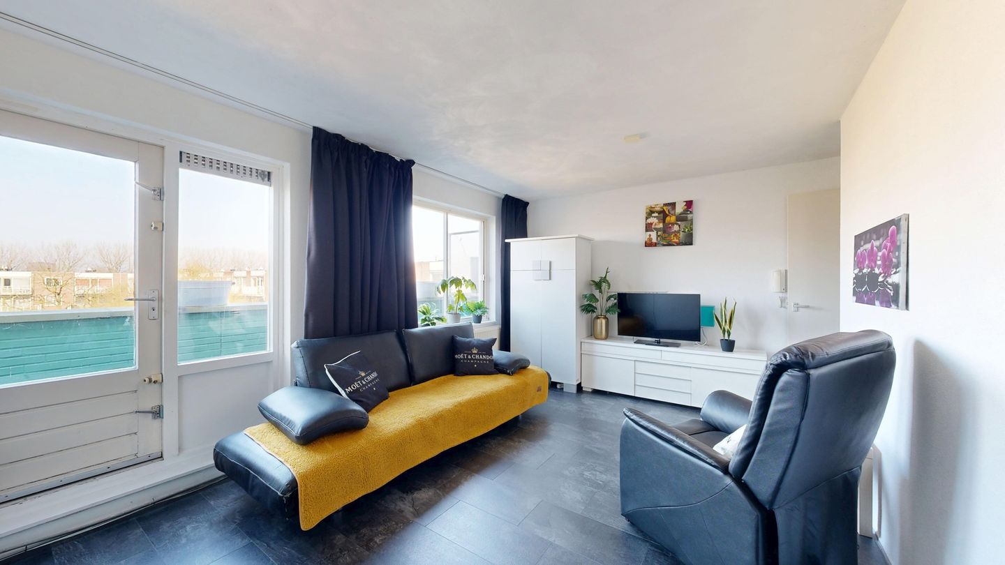 Foto 4 van Charlotte Brontéstraat 305