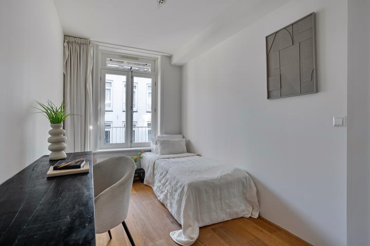 Foto 18 van Albert Cuypstraat 154-2