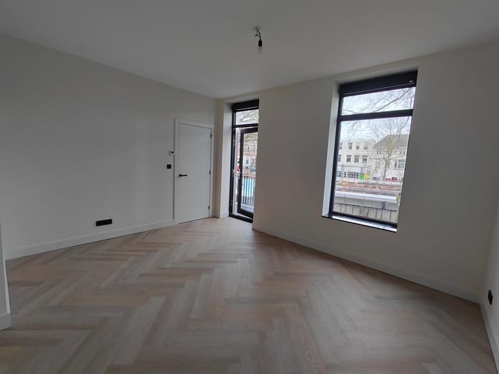 Photo 20 of Nieuwe Plein 7-1