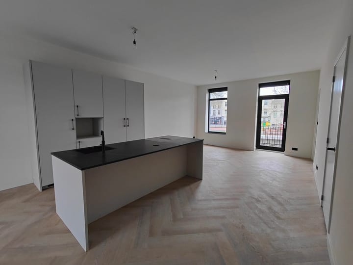 Photo 1 of Nieuwe Plein 7-1