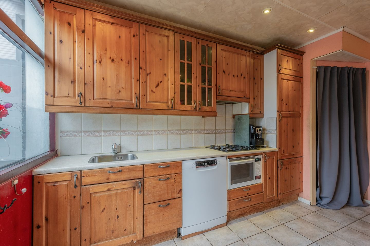 Photo 10 of Blankenstraat 58