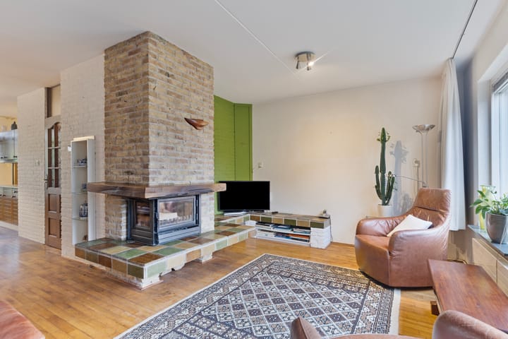 Foto 11 van Esdoornstraat 14