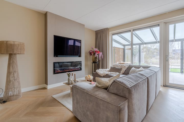 Foto 9 van Stekelbaars 80