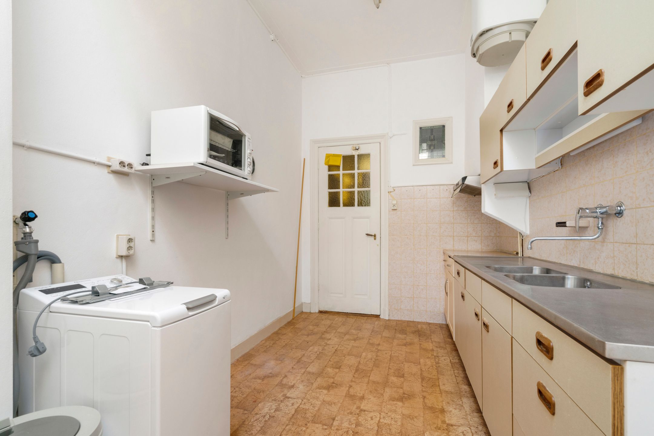 Photo 21 of Schouwtjeslaan 86