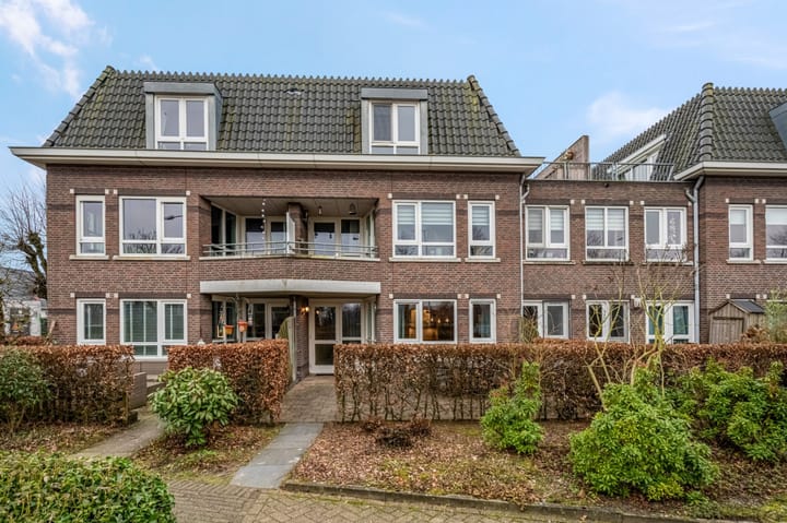 Foto 1 van Stationsweg 2-2