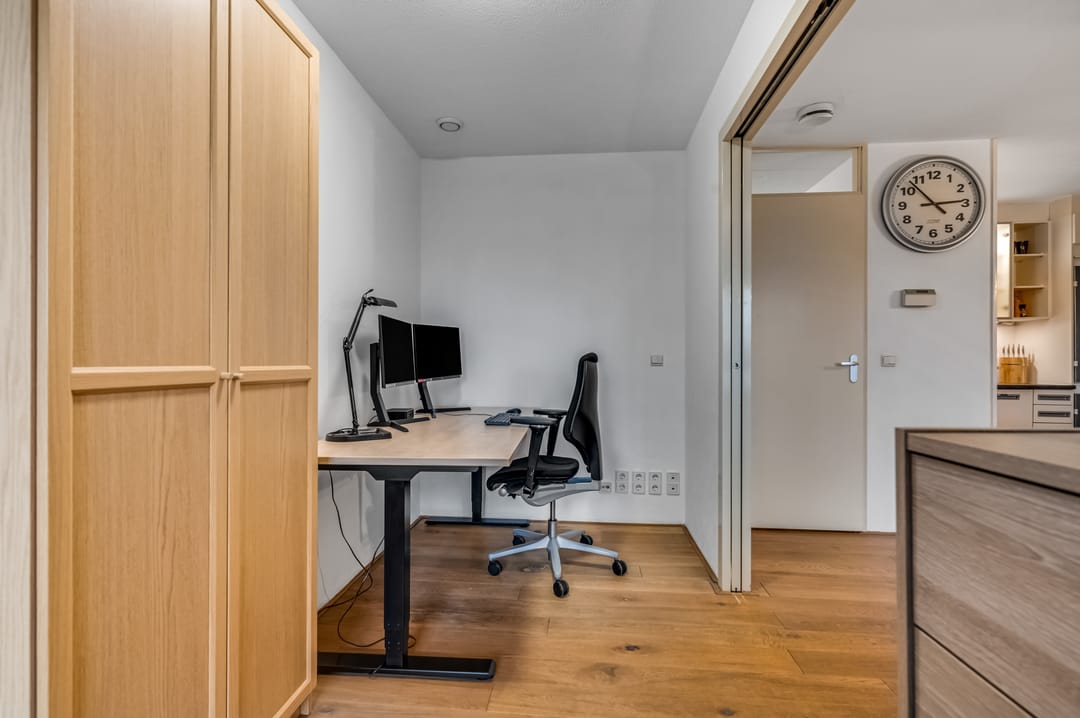 Photo 11 of Stationsweg 2-2