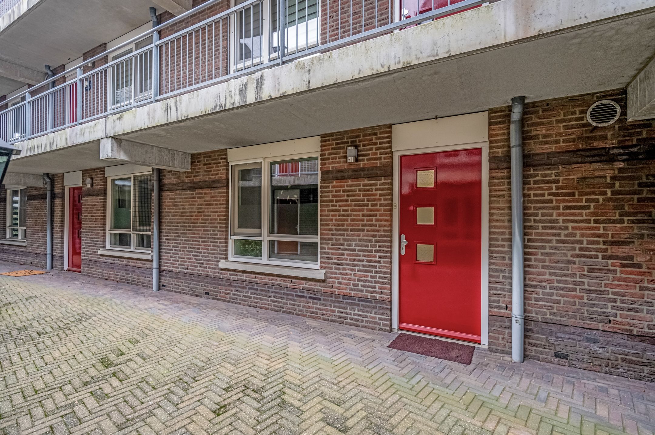 Photo 30 of Stationsweg 2-2