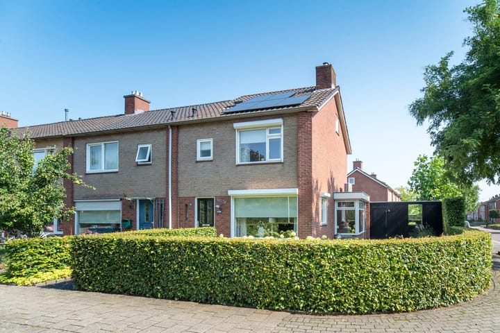 Foto 2 van Johannes Vermeerstraat 35