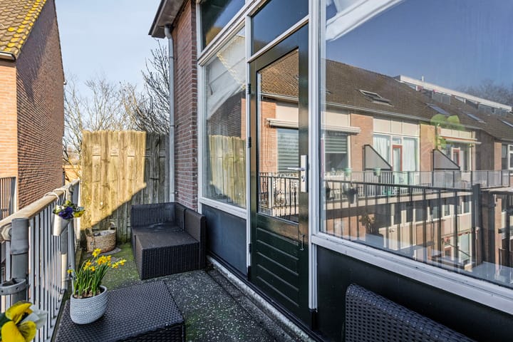 Foto 14 van J. Sasboutstraat 12