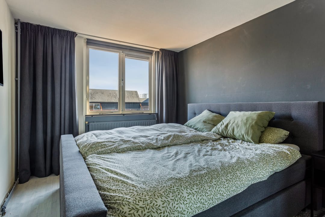 Foto 16 van J. Sasboutstraat 12