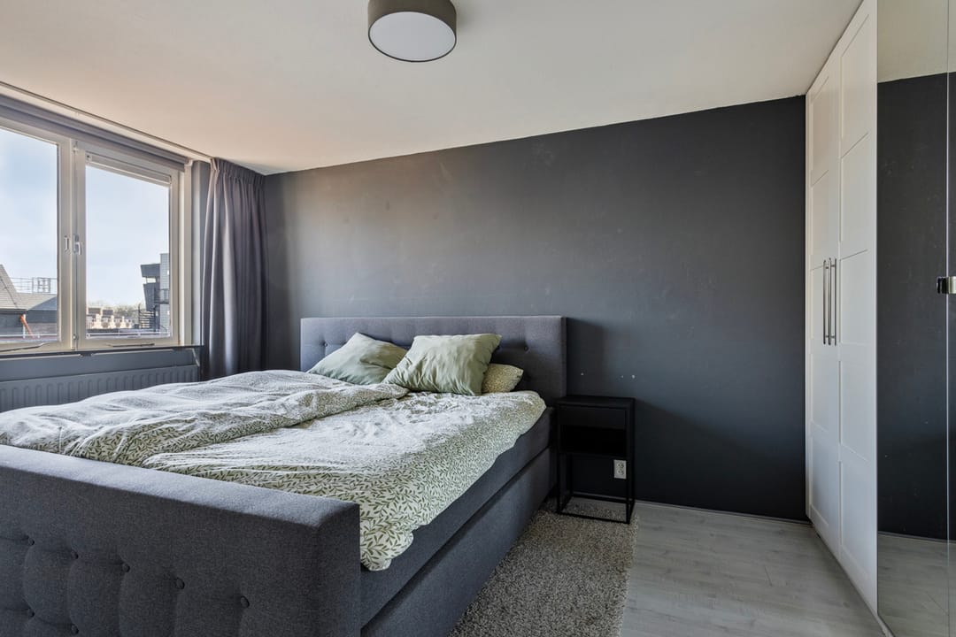 Foto 17 van J. Sasboutstraat 12