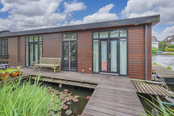 Foto 2 van Zwarte Pad 6