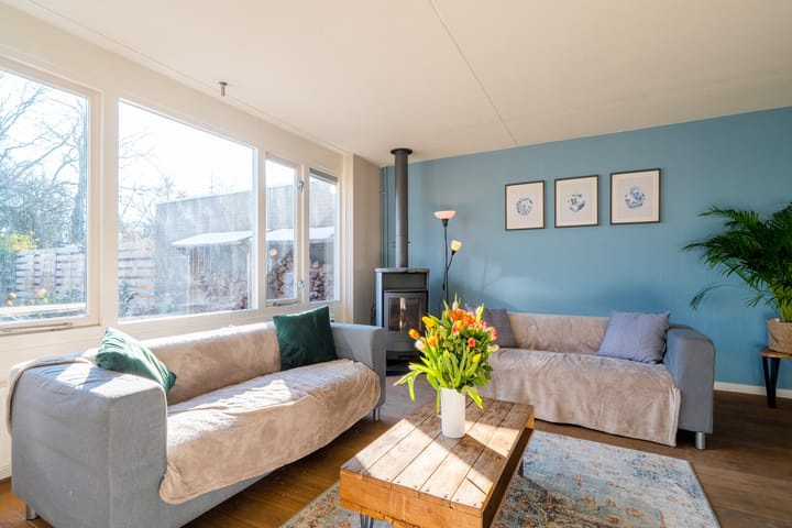 Foto 14 van Van Loghemstraat 26