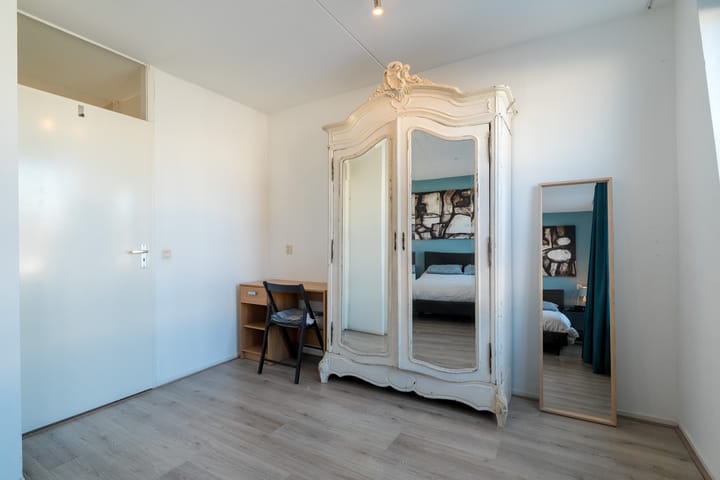 Foto 31 van Van Loghemstraat 26