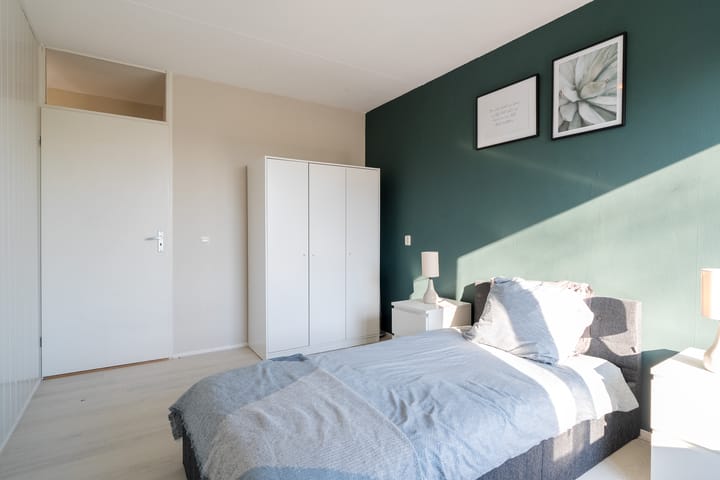 Foto 33 van Van Loghemstraat 26