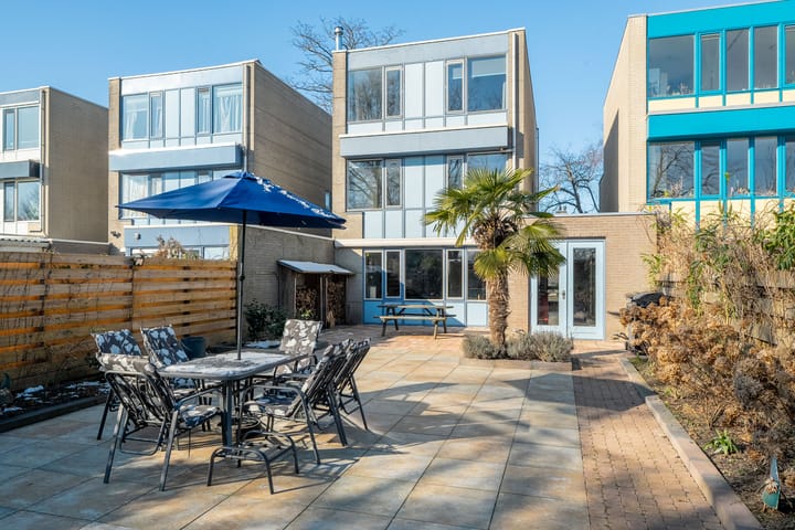 Foto 48 van Van Loghemstraat 26