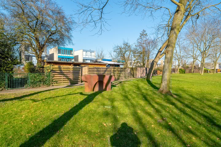 Foto 54 van Van Loghemstraat 26