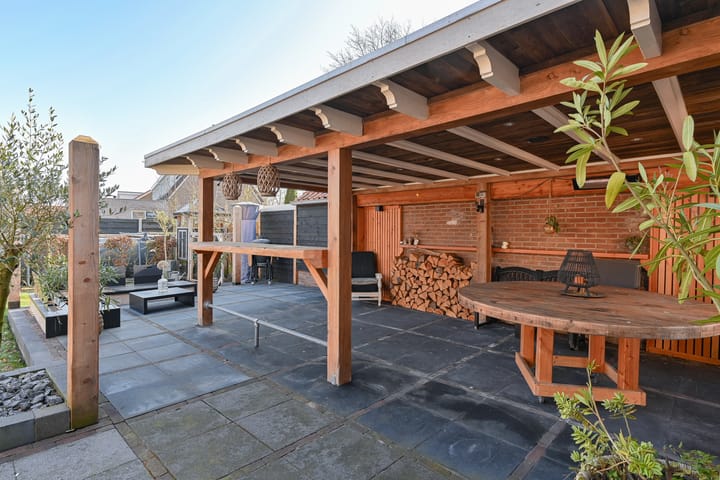 Foto 65 van Kerkweg 14