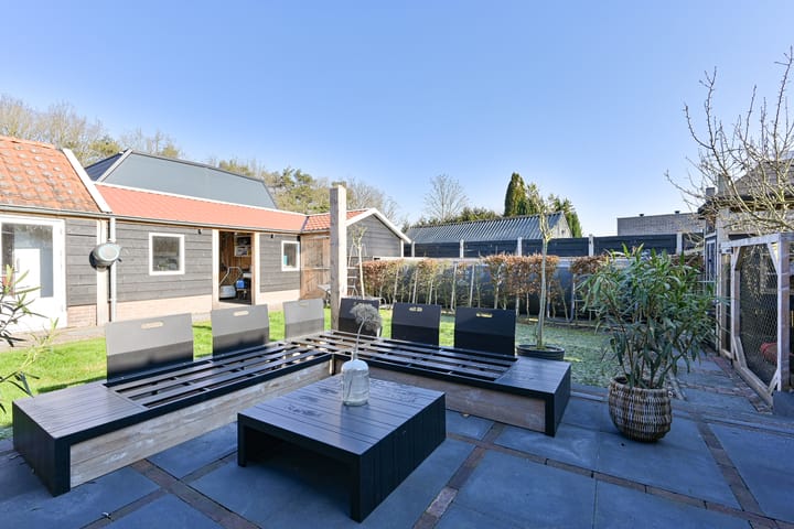 Foto 68 van Kerkweg 14