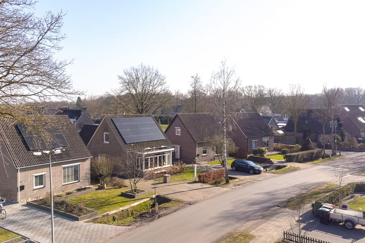 Foto 81 van Kerkweg 14