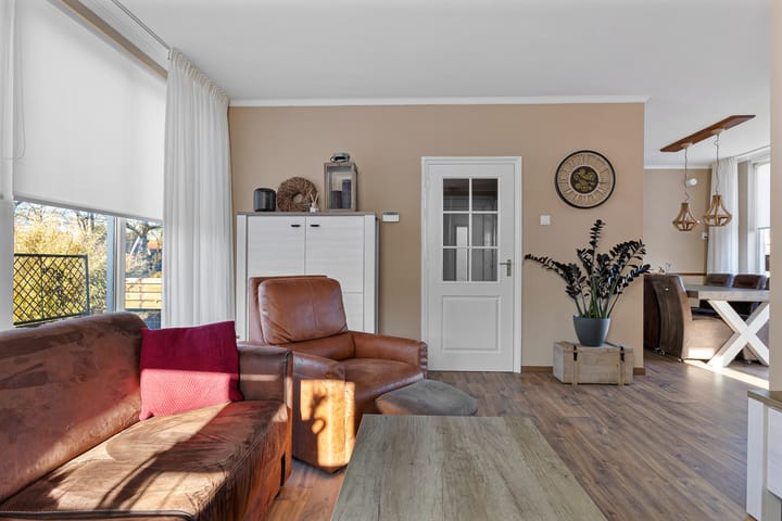 Foto 2 van Schoolstraat 142