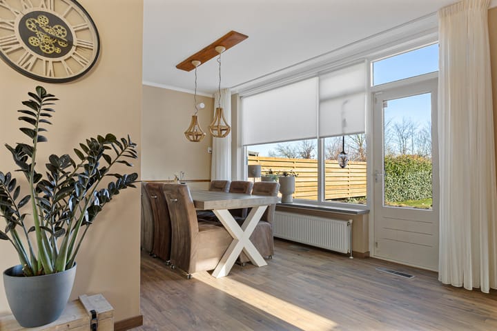 Foto 7 van Schoolstraat 142