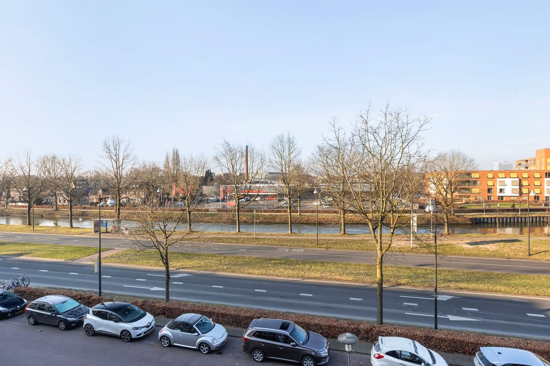 Foto 8 van Burgemeester Jhr. Quarles van Uffordlaan 483