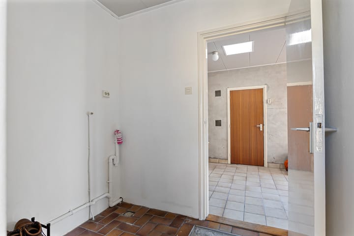 Foto 16 van Schoolstraat 142