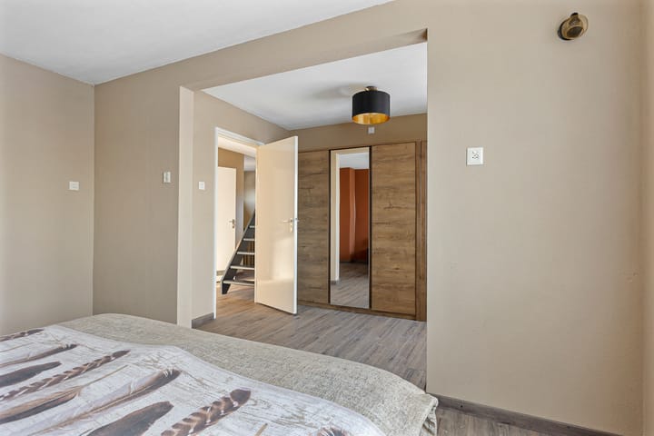 Foto 21 van Schoolstraat 142