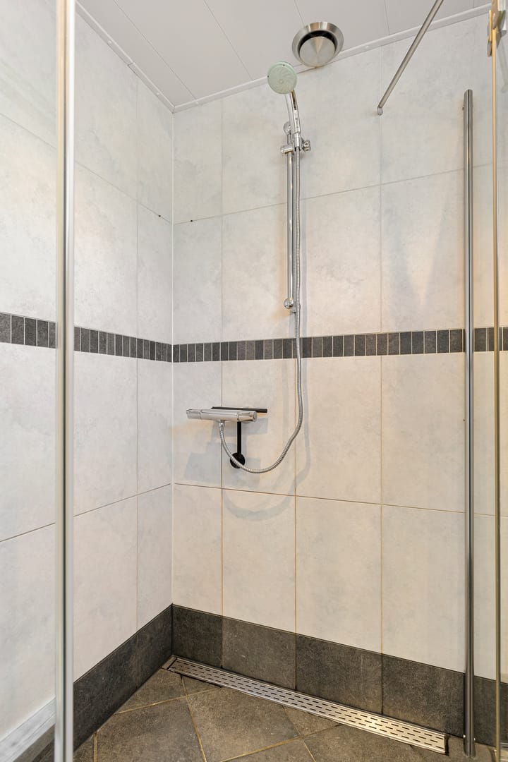 Foto 27 van Schoolstraat 142