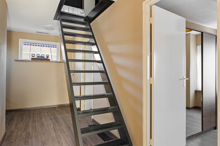 Foto 28 van Schoolstraat 142