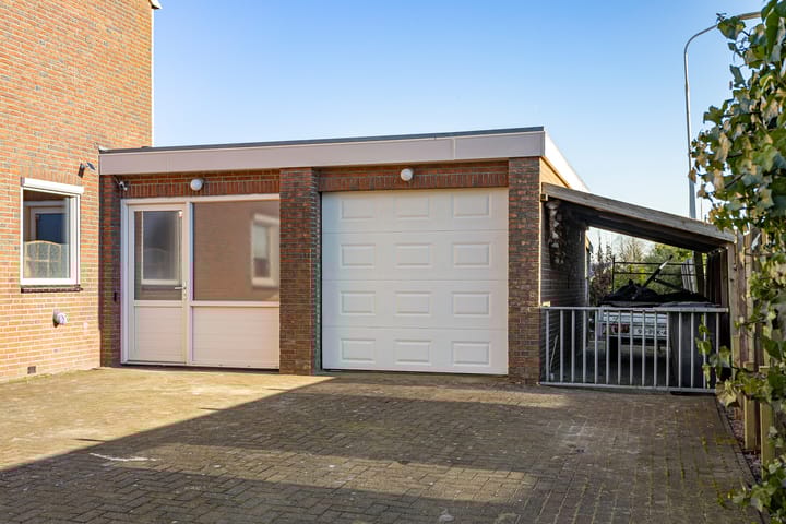 Foto 31 van Schoolstraat 142