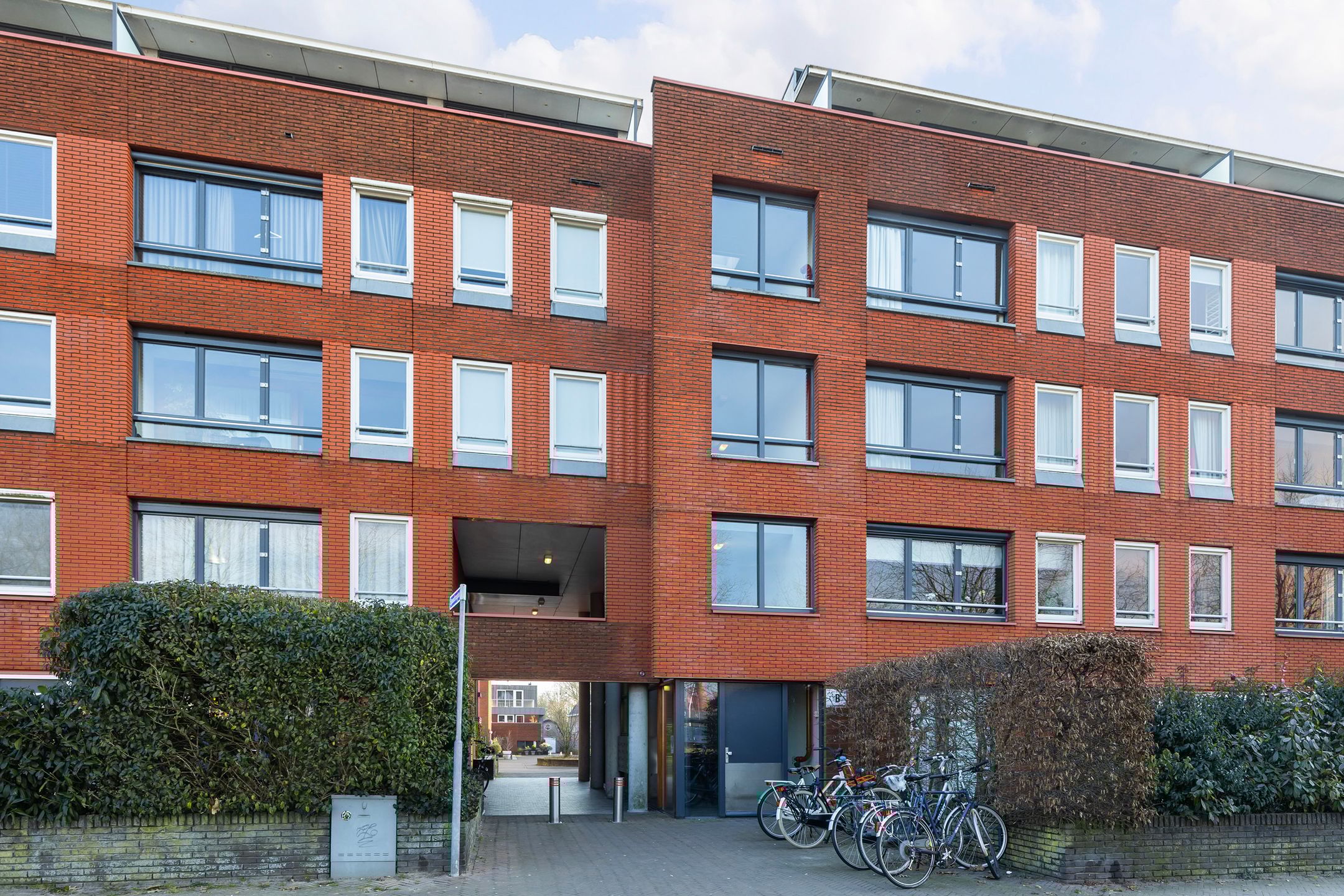 Foto 33 van Burgemeester Jhr. Quarles van Uffordlaan 483