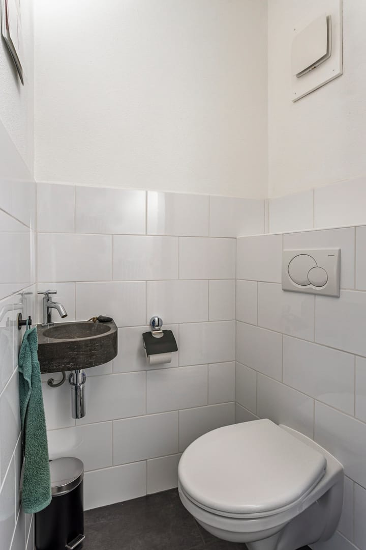 Foto 2 van Damstraat 60