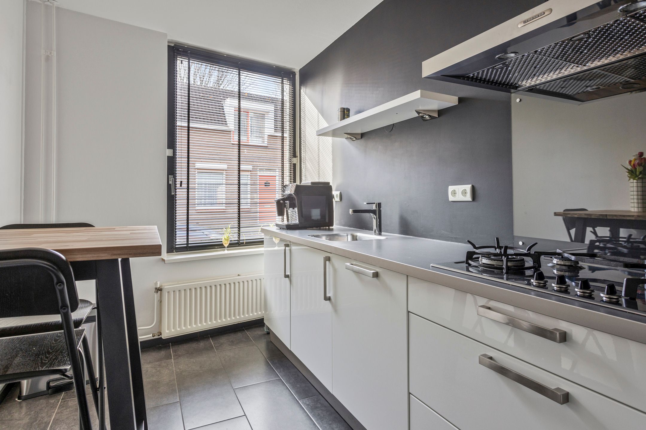 Foto 9 van Damstraat 60