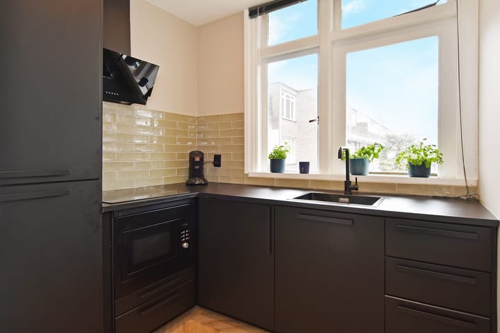 Foto 2 van Elise van Calcarstraat 27