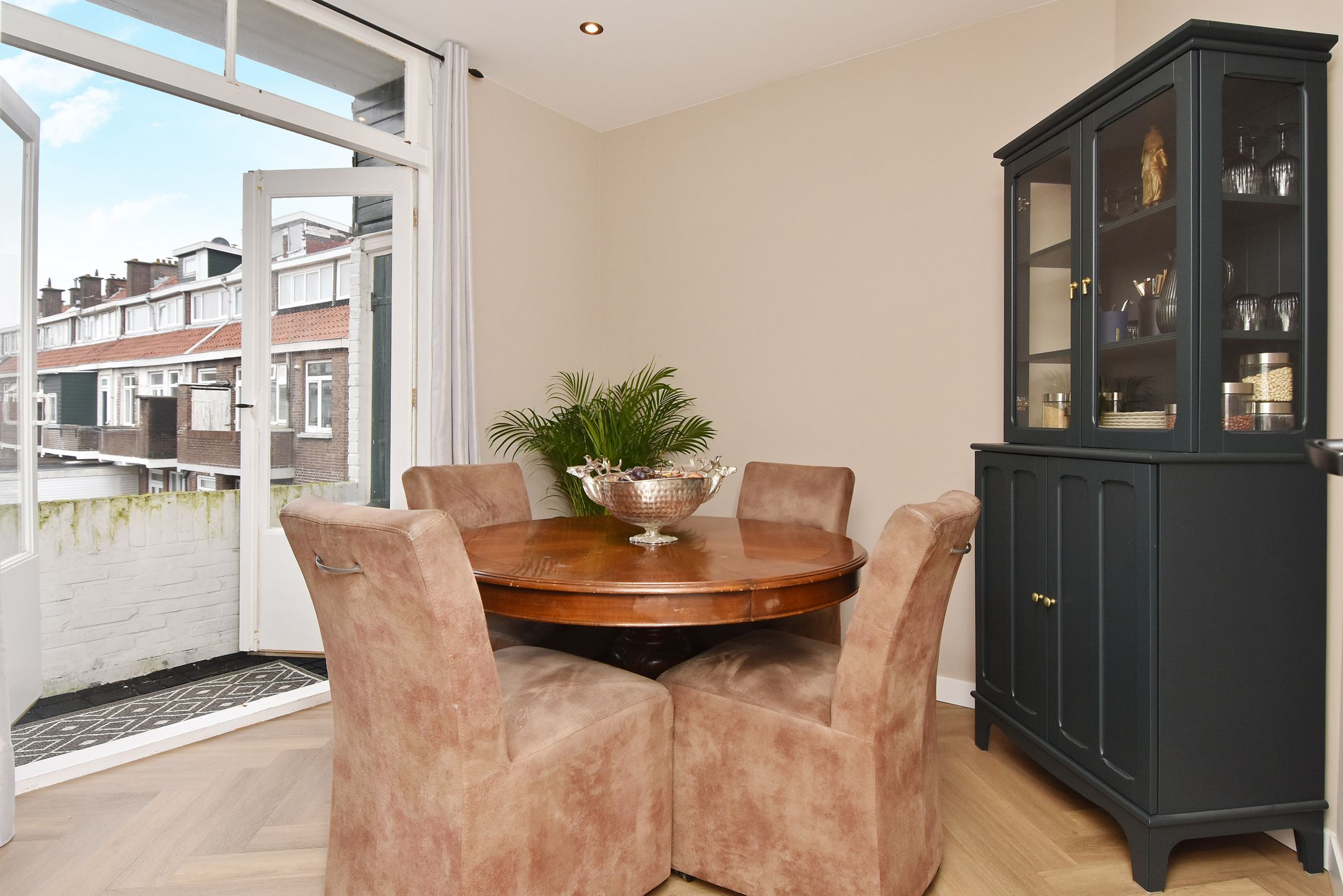 Foto 21 van Elise van Calcarstraat 27