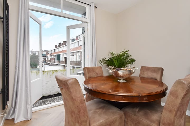 Foto 22 van Elise van Calcarstraat 27