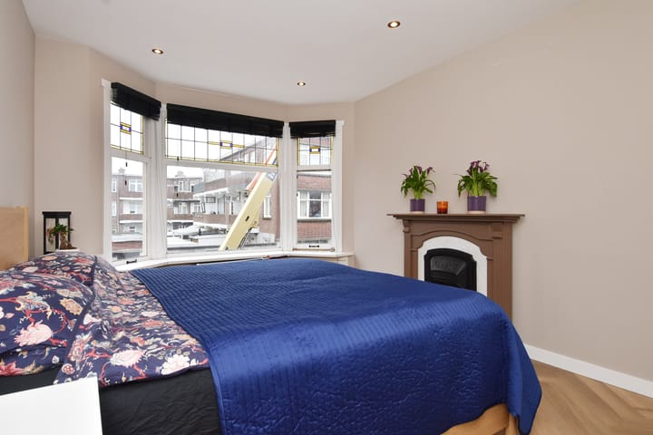 Foto 24 van Elise van Calcarstraat 27