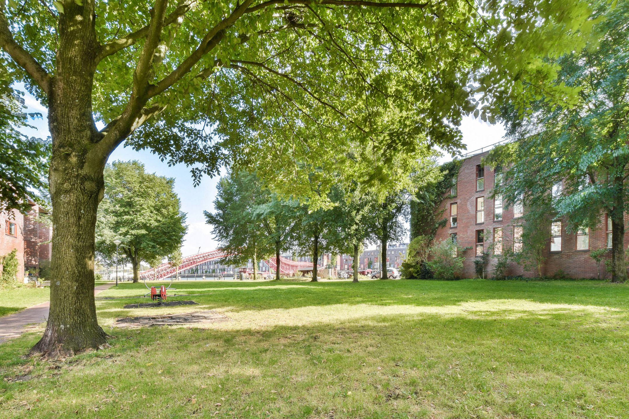 Foto 54 van Lampenistenstraat 37