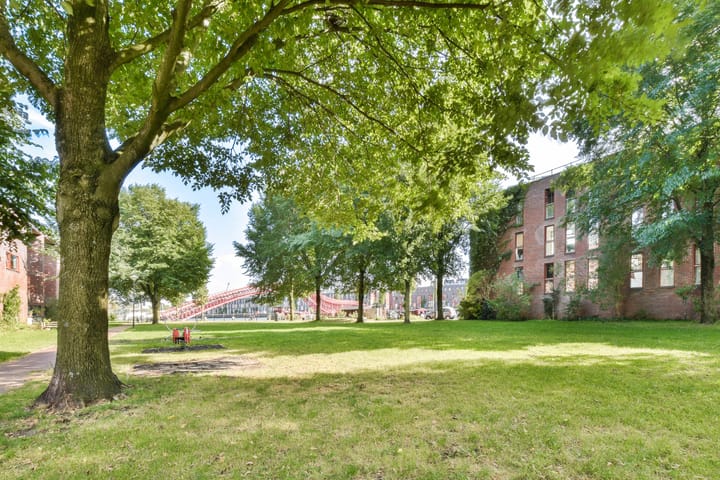 Foto 54 van Lampenistenstraat 37