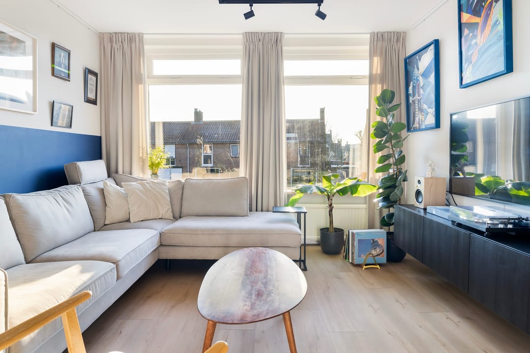 Photo 11 of Thorbeckestraat 84