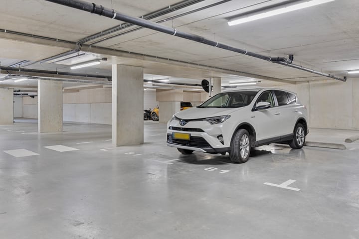 Foto 32 van César Francklaan 81