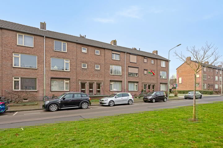 Foto 2 van Peter Huyssenslaan 61