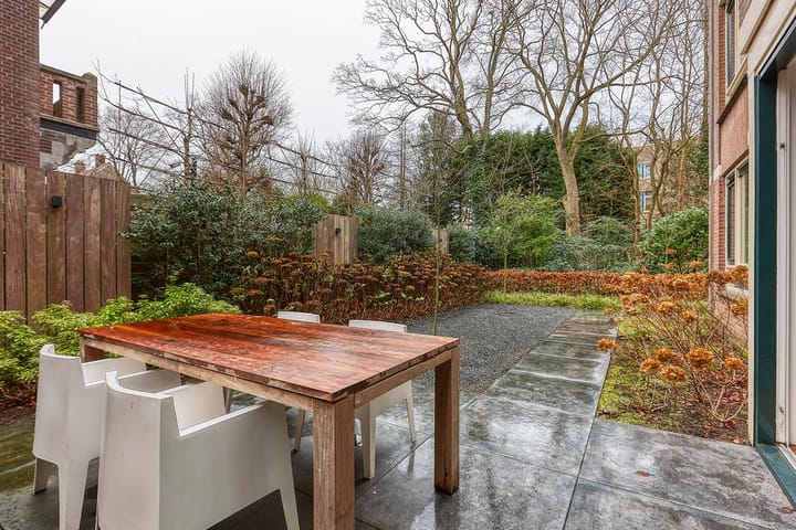 Foto 3 van Johan van Oldenbarneveltlaan 33