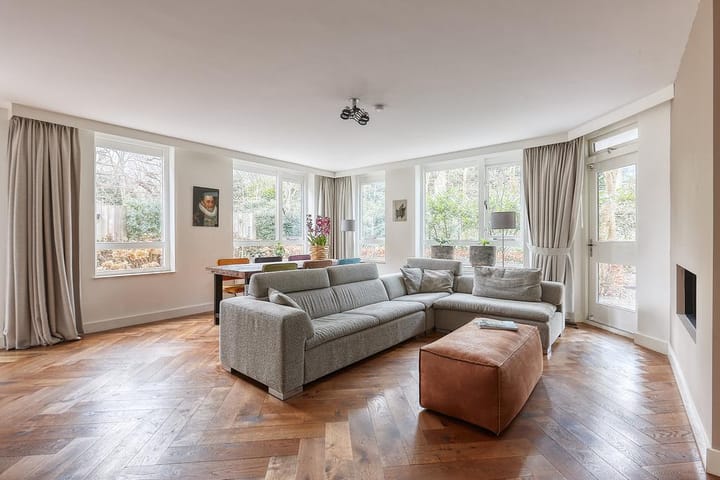 Foto 4 van Johan van Oldenbarneveltlaan 33