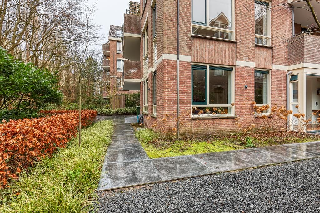 Photo 26 of Johan van Oldenbarneveltlaan 33