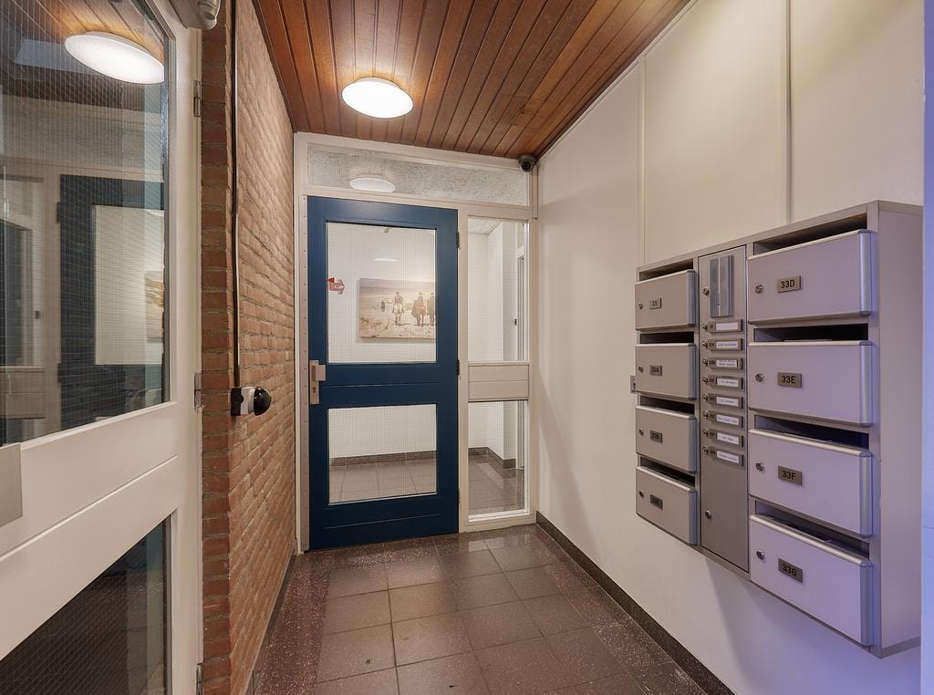 Photo 29 of Johan van Oldenbarneveltlaan 33