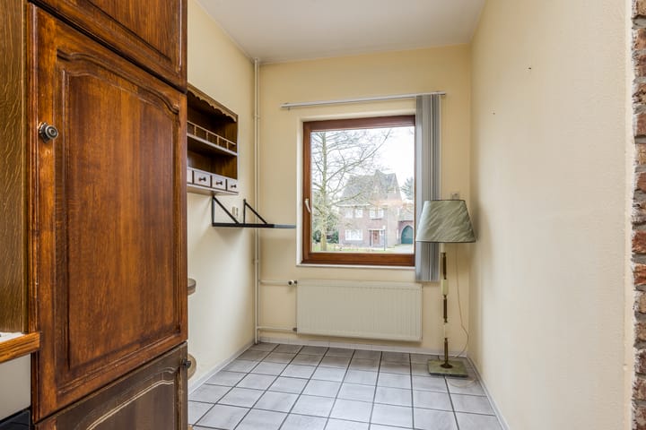 Photo 20 of Doctor Huntjensstraat 1